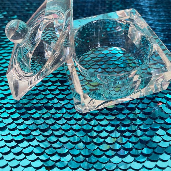 Nail kit 🤩 - Picture 2 of 5